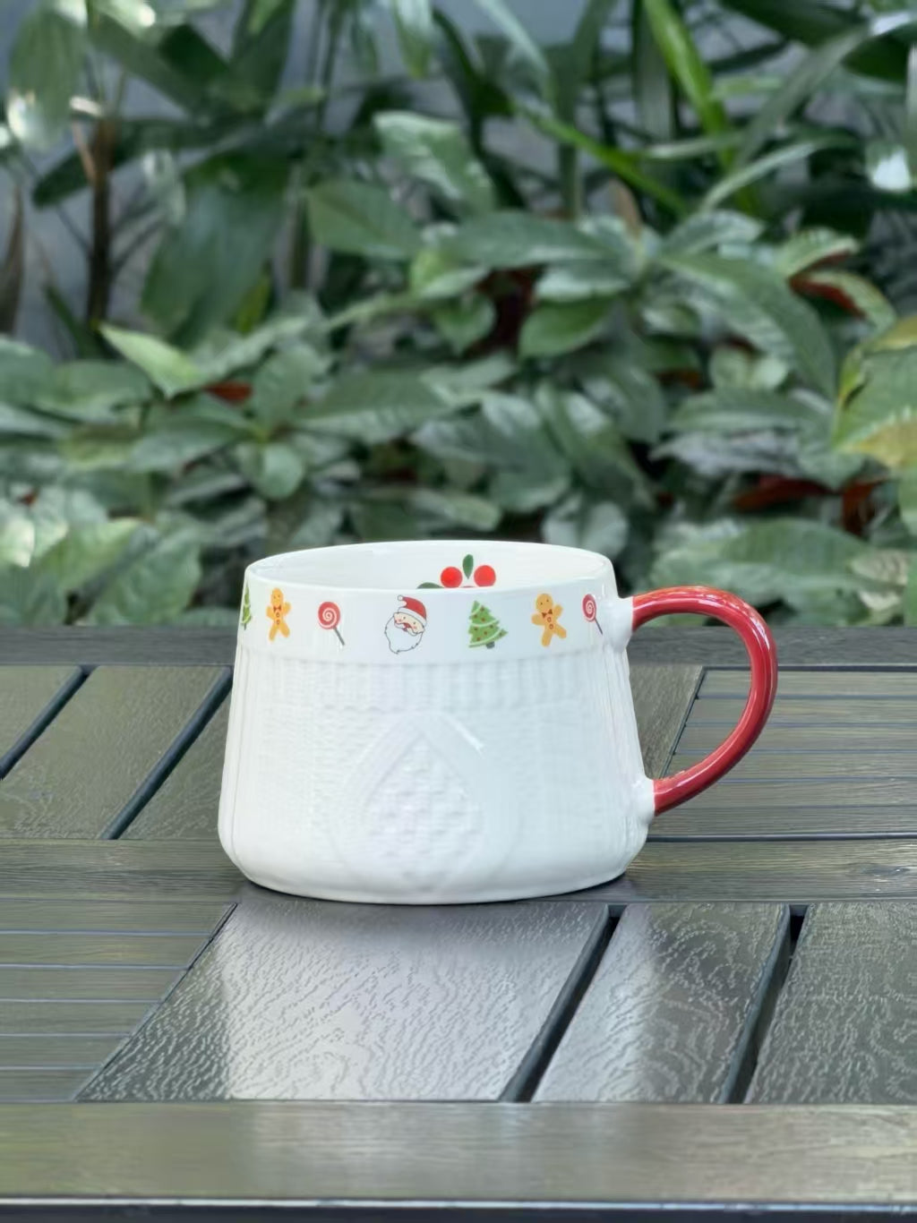 Winter Knit 360 ml holiday ceramic mug with white sweater texture, festive motifs and red handle